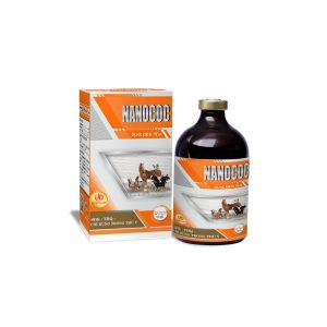 THÀNH PHẦN Sulfamethoxazole…......... 20g Trimethoprim……................4g Dung môi vừa đủ …........100ml CHỈ ĐỊNH ĐIỀU TRỊ Đặc trị nhiễm khuẩn đường hô hấp, tiêu hóa và đường tiểu do vi khuẩn nhạy cảm với trimethoprim và sulfamethoxazol như E. coli, Haemophilus, Pasteurella, Salmonella, Staphylococcus và Streptococcus spp. ở bê, bò, dê, cừu và lợn. CHỐNG CHỈ ĐỊNH - Không sử dụng cho thú bị mẫn cảm với  Sulfamethoxazole  và Trimethoprim, nhóm sulfonamid -Không dùng cho thú bị suy gan, suy thận - Không sử dụng quá liều quy định CÁCH DÙNG VÀ LIỀU LƯỢNG Tiêm bắp thịt. Liều chung: Hai lần mỗi ngày 1 ml/10-20 kg TT trong vòng 3 - 5 ngày. - Gia súc: 1ml/15-18kg TT. - Lợn: 1ml/15kg TT. - Gia cầm: 1ml/7-10kg TT. Chú ý: Không tiêm quá 25ml trên một chỗ tiêm THỜI GIAN NGƯNG SỬ DỤNG THUỐC - Đối với thịt: 12 ngày. - Đối với sữa: 4 ngày. BẢO QUẢN Nơi khô ráo,  tránh ánh sáng trực tiếp. CHỈ DÙNG TRONG THÚ Y